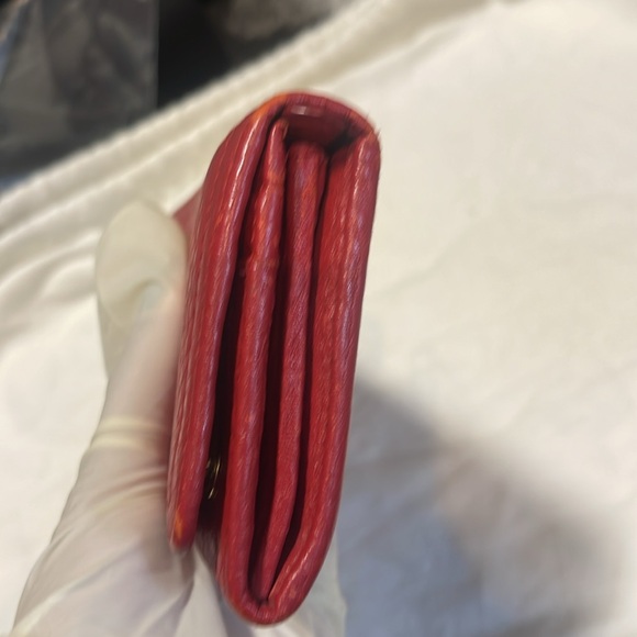 Authentic Prada wallet - Picture 9 of 13
